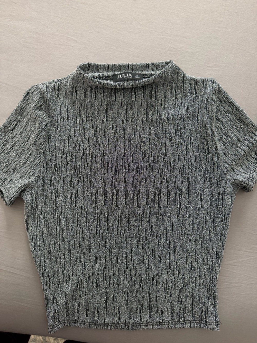 Julia Metallic Gray Short-Sleeve Knit Crop Top